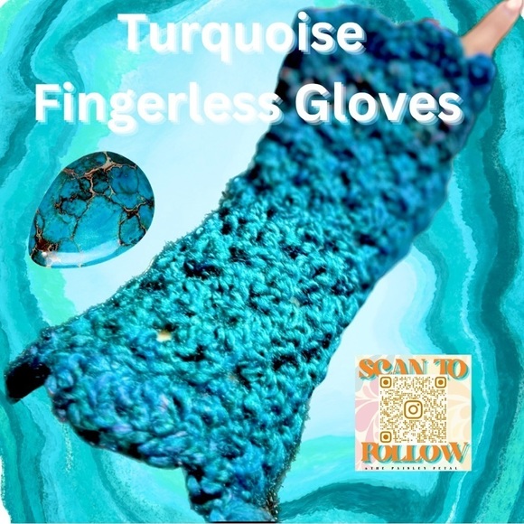 𝅺TURQUOISE CROCHETED FINGERLESS GLOVES - Picture 1 of 6